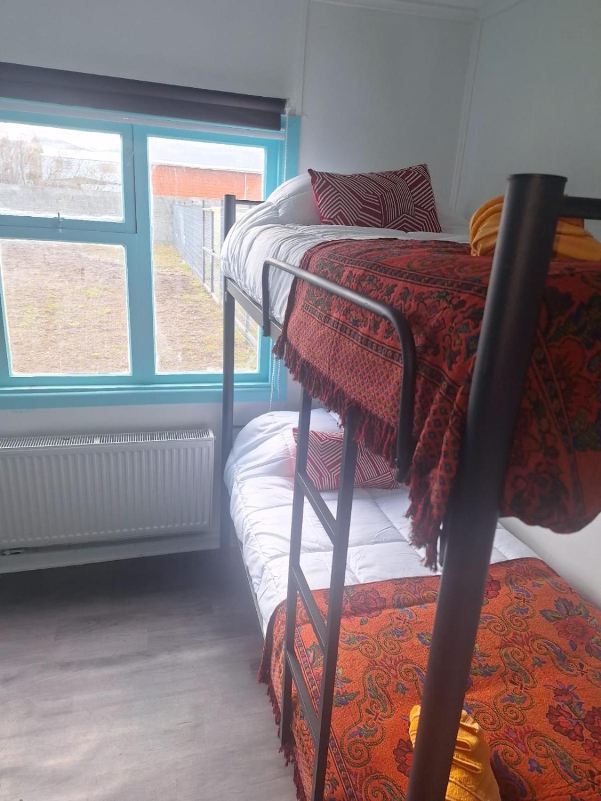 Hostel Kuntur ปวยร์โตนาตาเลส ภายนอก รูปภาพ
