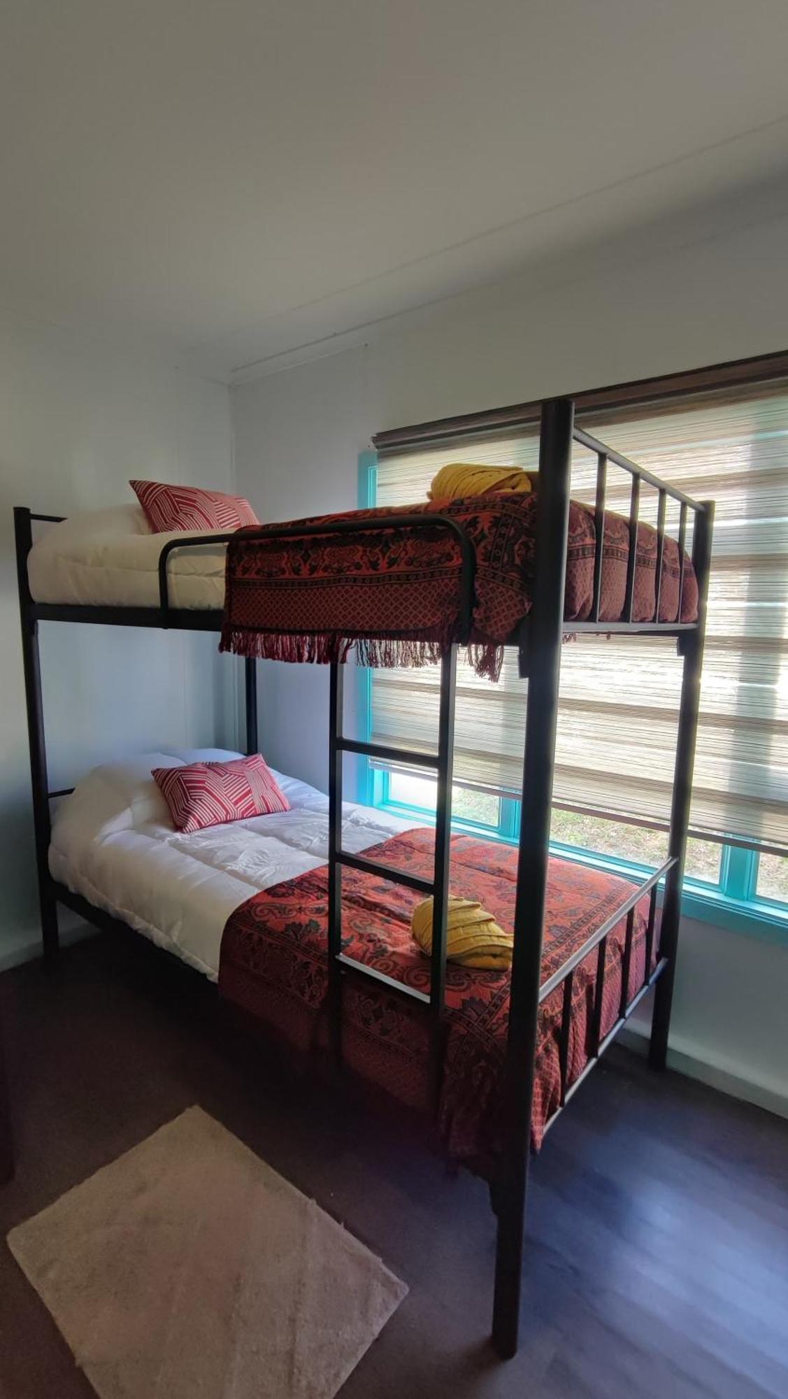 Hostel Kuntur ปวยร์โตนาตาเลส ภายนอก รูปภาพ