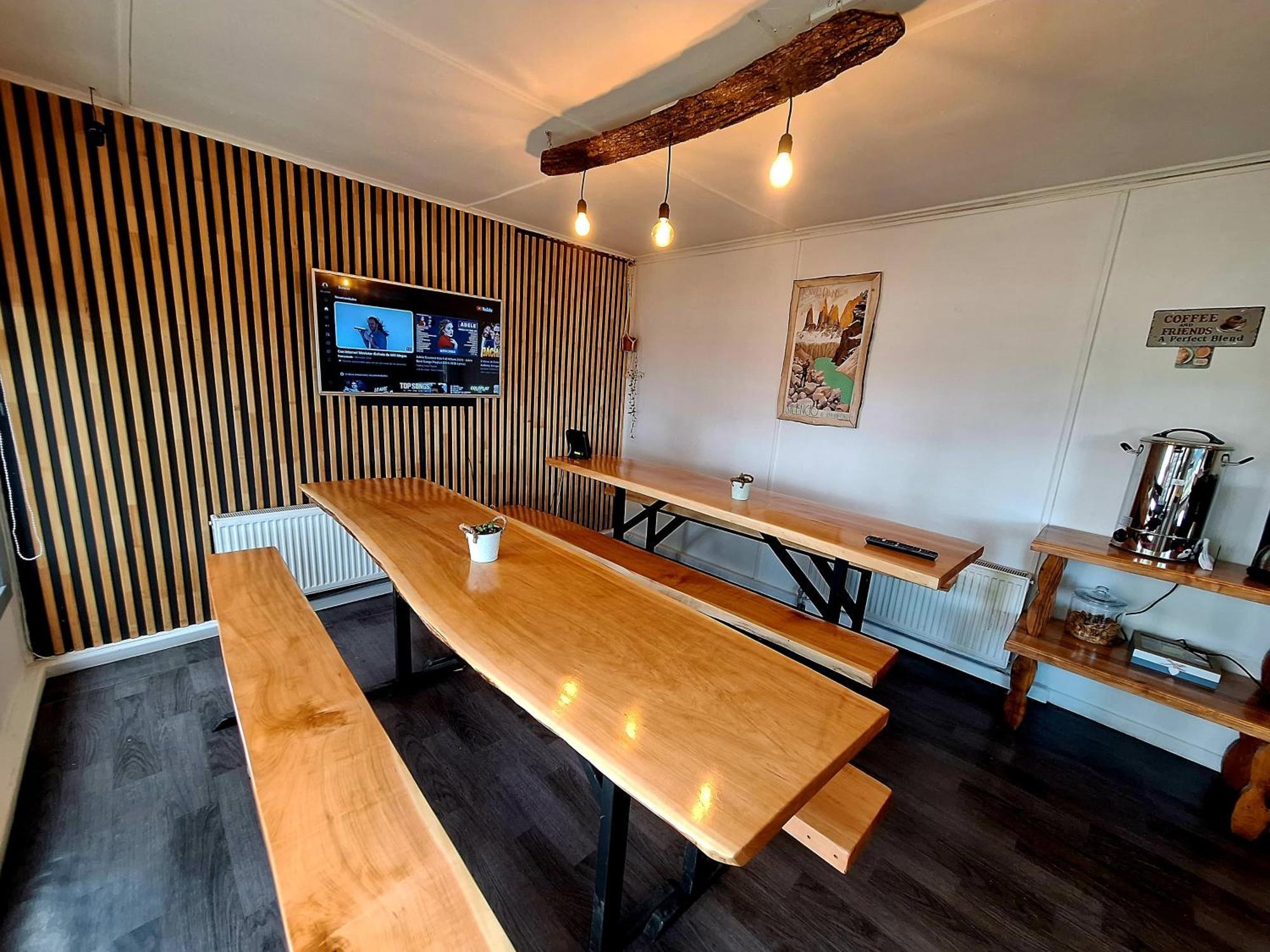 Hostel Kuntur ปวยร์โตนาตาเลส ภายนอก รูปภาพ